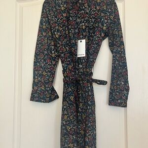 UNTUCKit Black Floral Blouse